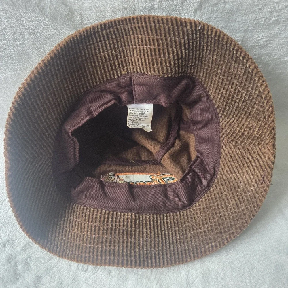 Disney Tigger Embroidered Brown Corduroy Bucket Hat M/L Vintage 90s Kids